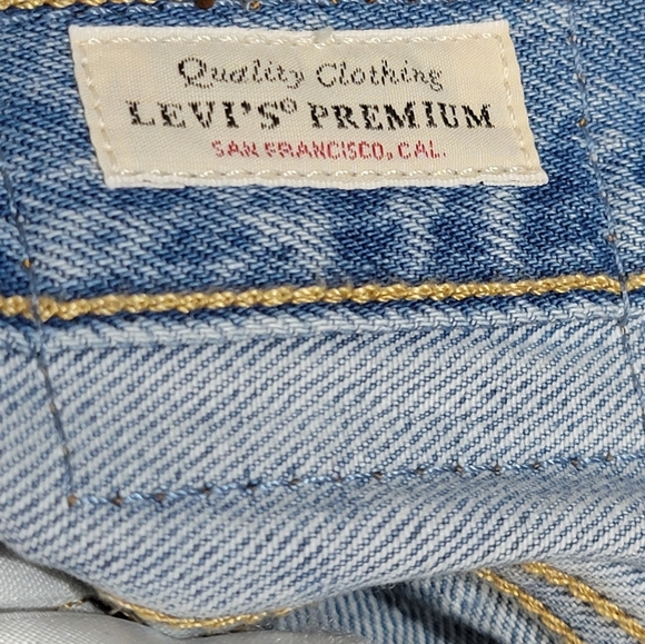 Levi's Premium 501 Original Cropped Womens Jean Size 23 X 26 Distressed Straight - Picture 13 of 16